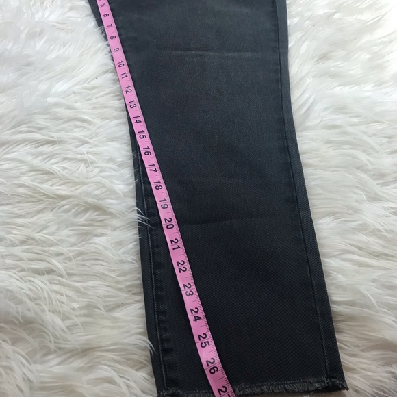 Universal Thread high rise straight leg raw hem - Picture 6 of 7